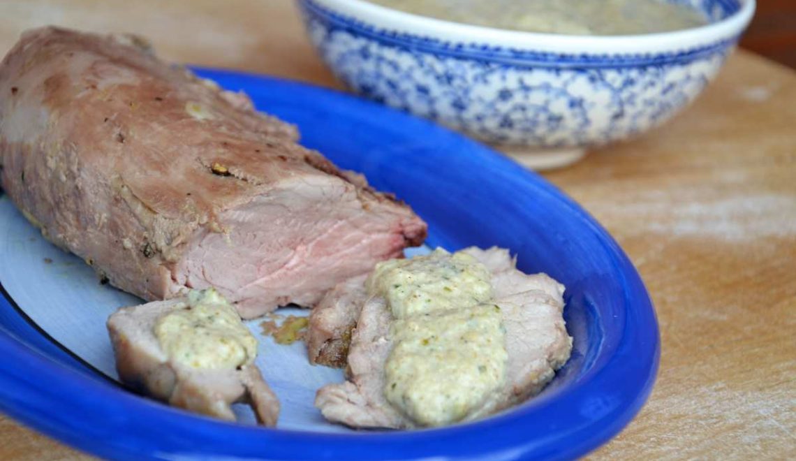 Filetto di maiale con salsa al curry ed anacardi