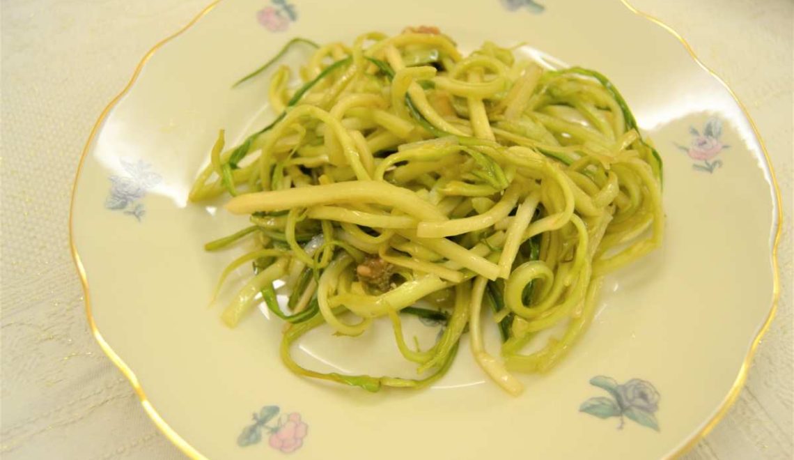 Insalata di puntarelle ed acciughe