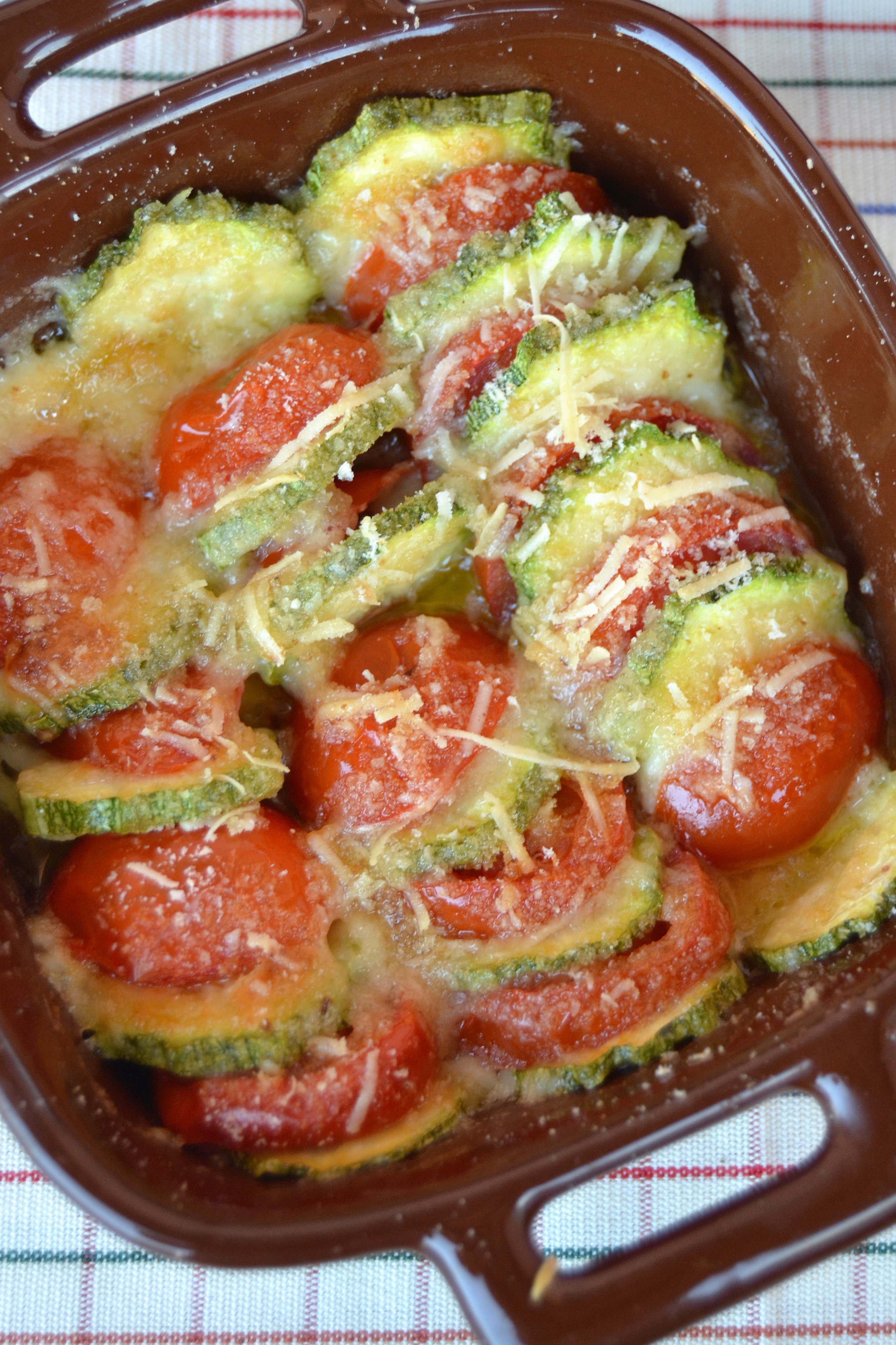 Zucchine al forno con mozzarella