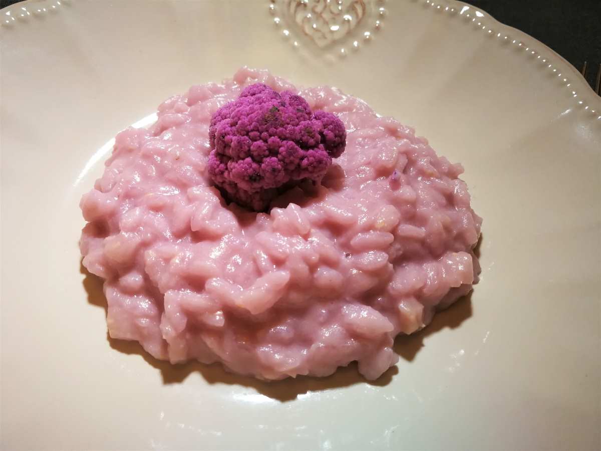 Risotto cavolfiore viola acciughe stracchino